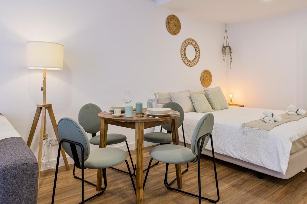 Chalet Marias - Parede Beach Apartments Eksteriør bilde